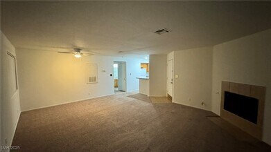 5068 S Rainbow Blvd in Las Vegas, NV - Building Photo - Building Photo