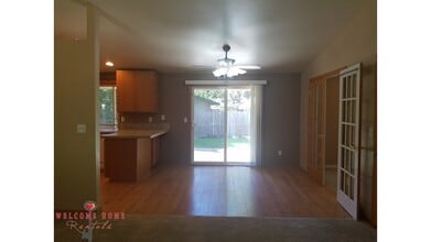 17819 Upland Dr SE in Yelm, WA - Building Photo - Building Photo