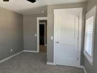 400 E Twin Springs St, Unit 4 - 6