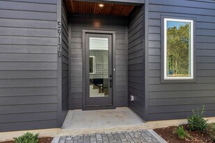 5917 Robertson Ave in Nashville, TN - Building Photo