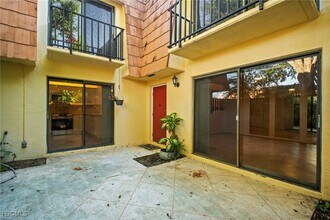 1703 Park Meadows Dr in Ft. Myers, FL - Building Photo - Building Photo