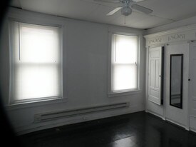 2602 N 33rd St in Philadelphia, PA - Building Photo