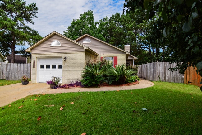 8591 Waccamaw Ct