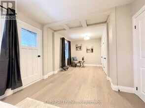 379 Alper St in Richmond Hill, ON - Building Photo - Building Photo