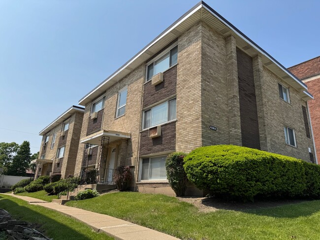 property at 2031 W 111th St