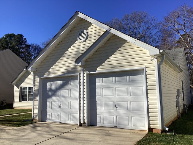 3403 Arbor Pointe Dr in Indian Trail, NC - Foto de edificio - Building Photo