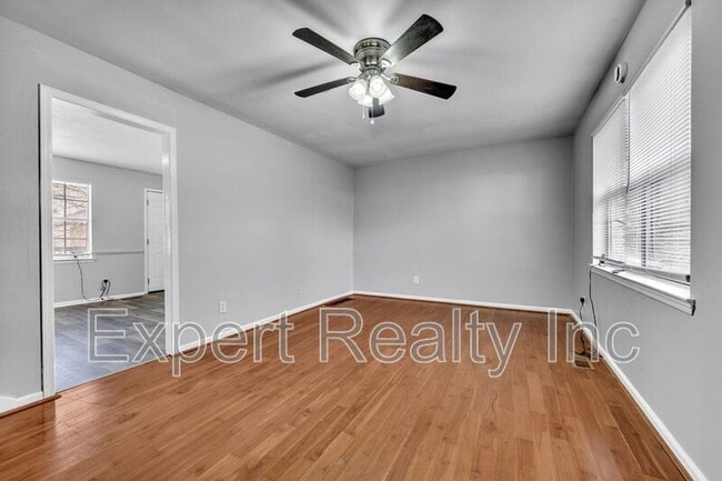 624 Cresap Cir NE in Birmingham, AL - Building Photo - Building Photo