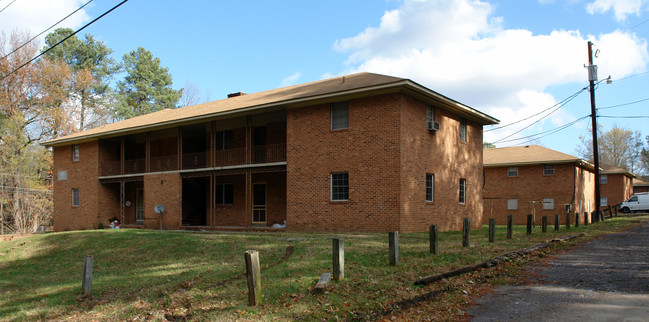 105 W Channing Ave in Durham, NC - Foto de edificio - Building Photo