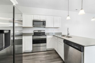 676 N 380 W in Vineyard, UT - Building Photo - Building Photo