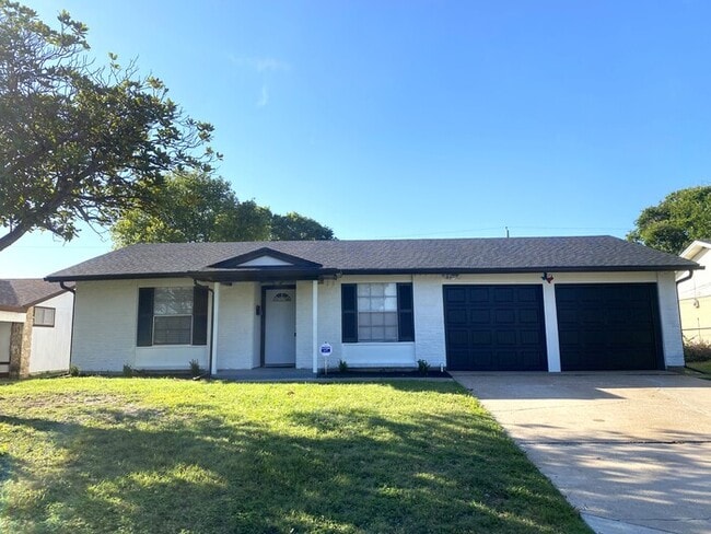 property at 714 Oceanview Dr