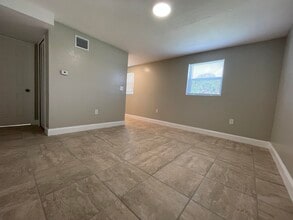 2513 Ave L in Fort Pierce, FL - Building Photo - Building Photo