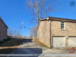 833 Lennox Rd in Clarksville, TN - Building Photo - Building Photo