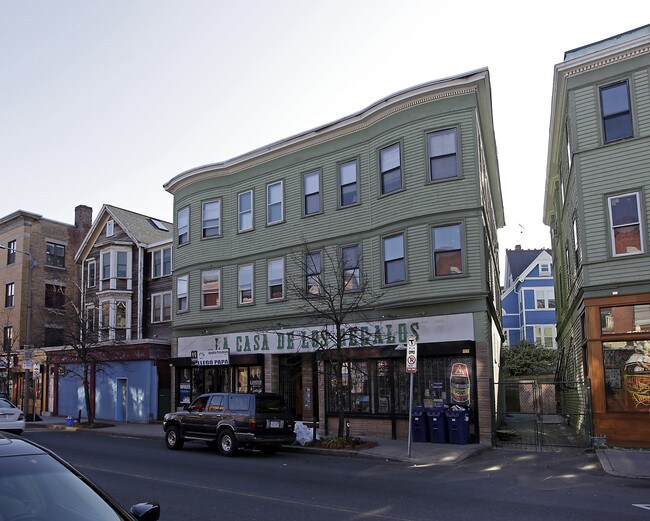 370-376 Centre St in Jamaica Plain, MA - Building Photo - Building Photo