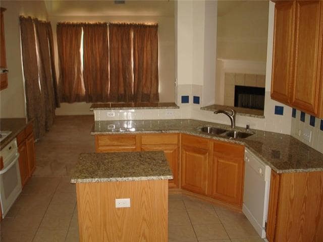 2416 Brycewood Ln in Plano, TX - Building Photo - Building Photo