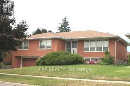 26 Knowland Dr in Toronto, ON - Building Photo