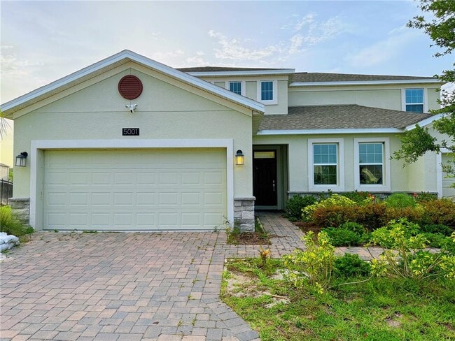 property at 5001 Center Ct