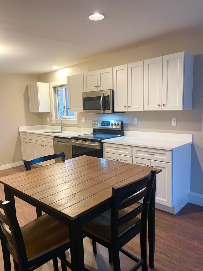 540 Thames St, Unit 2
