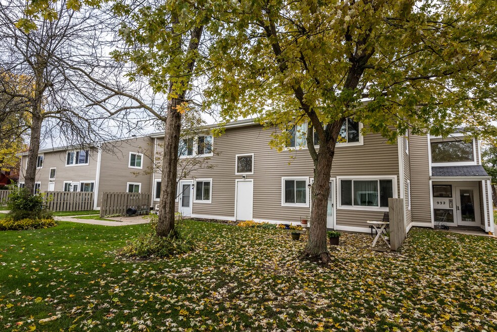 Affinity Sutton Place Apartments and Nearby Amherst Apartments For Rent