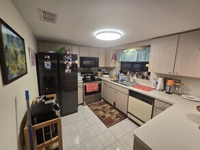 4261 Paradise Cir in Hernando Beach, FL - Building Photo - Building Photo