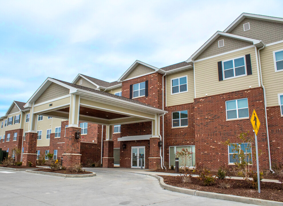 Woodbine Meadows 55+ in St. Joseph, MO - Foto de edificio