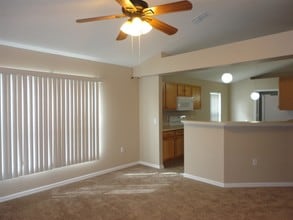 1307 Sheridan Bay Dr in Ruskin, FL - Building Photo - Building Photo