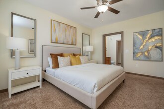 Austin Park Apartments in Miamisburg, OH - Building Photo - Building Photo