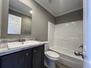 71 W Sourwood Dr in Browns Summit, NC - Building Photo - Building Photo