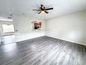 8646 Thomas Ln in Riverdale, GA - Building Photo - Building Photo
