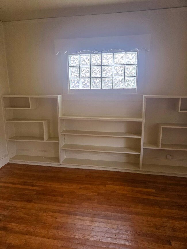 105 Wilson St in Greensboro, NC - Building Photo - Building Photo