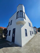 1795 Oakdale Ave, Unit 1795 in San Francisco, CA - Foto de edificio - Building Photo