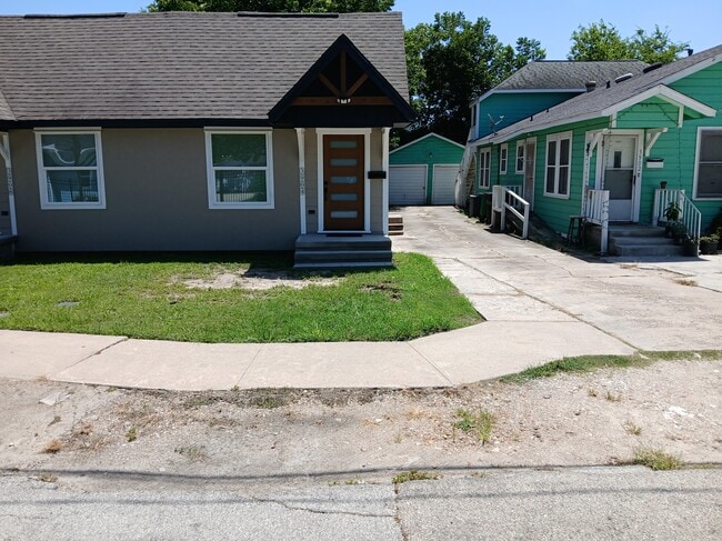 property at 3904 Moore St