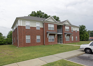 Springdale Creek Apartments in Memphis, TN - Building Photo - Building Photo