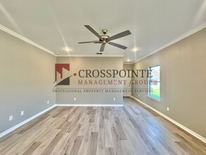 6215 Villa Rosa Way in Tyler, TX - Building Photo - Building Photo