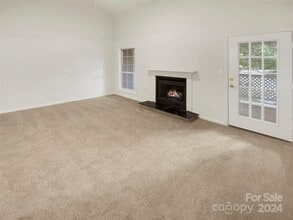 6003 Treetop Ct in Charlotte, NC - Building Photo - Building Photo
