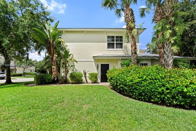 property at 2700 Creekside Dr
