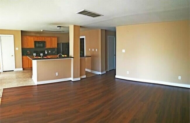 1035 Grassy View Dr in Houston, TX - Building Photo - Building Photo