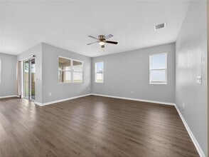 8053 Cherrystone St in Leesburg, FL - Building Photo - Building Photo