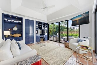 264 Everglade Ave in Palm Beach, FL - Building Photo - Building Photo