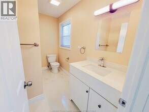 680 Caron Ave in Windsor, ON - Building Photo - Building Photo