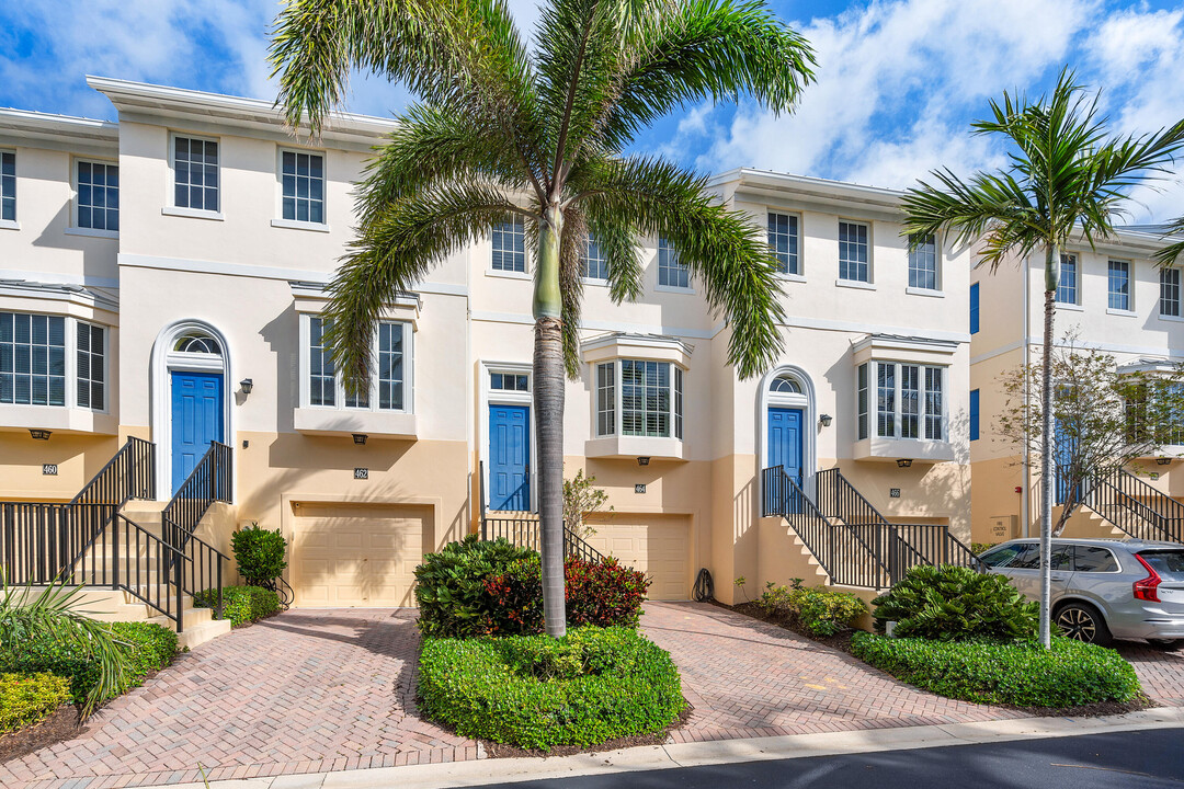 464 Juno Dunes Way in Juno Beach, FL - Foto de edificio