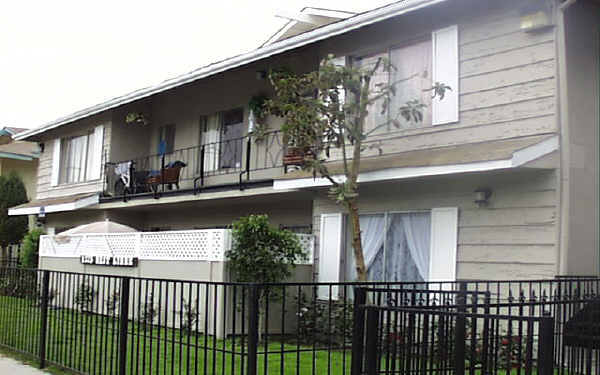 1223 W Lynne Ave in Anaheim, CA - Building Photo - Building Photo