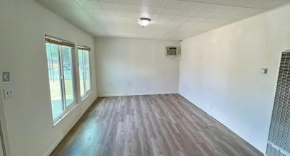 186 Madoline St in Pittsburg, CA - Building Photo - Building Photo