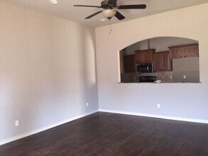 1307 H G Mosley Pkwy in Longview, TX - Building Photo - Building Photo
