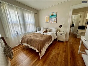 19 Sunset Rd, Unit NA in Somerville, MA - Foto de edificio - Building Photo