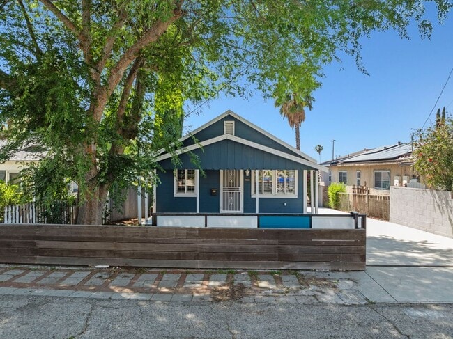 property at 10823 McVine Ave