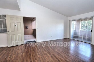 11150 Trinity River Dr in Rancho Cordova, CA - Building Photo - Building Photo