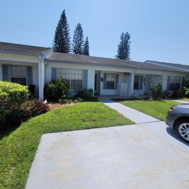 property at 2932 Stillwell Ct