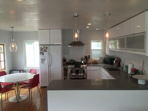 1380 Hearst Ave in Berkeley, CA - Building Photo - Building Photo