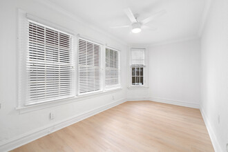 2307-09 S. Clewis in Tampa, FL - Building Photo - Building Photo