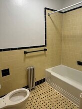 7 Concord Ave, Unit 110 in Cambridge, MA - Foto de edificio - Building Photo